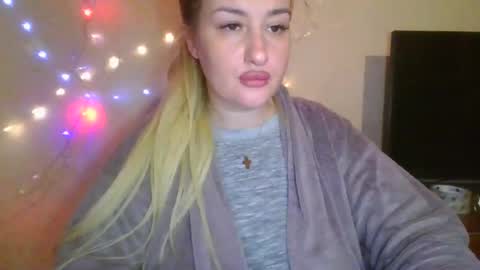 Snapshot of mandy_belcher chatting on October 5, 2025, 3:43 pm Mandy online show from October 5, 2025, 3:43 pm