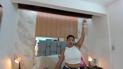 Mandy Dark online show from April 30, 2026, 11:16 am
