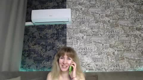 Mandy  online show from February 13, 2025, 8:03 pm