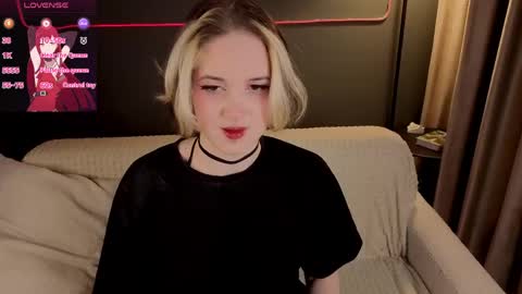 Luna online show from March 13, 2026, 9:32 pm