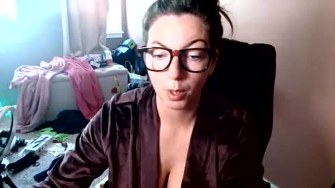 Snapshot of mandybabyxxx chatting on June 11, 2026, 8:07 pm MandyBabyXXX online show from June 11, 2026, 8:07 pm