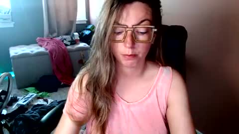 Snapshot of mandybabyxxx chatting on June 16, 2026, 6:43 pm MandyBabyXXX online show from June 16, 2026, 6:43 pm
