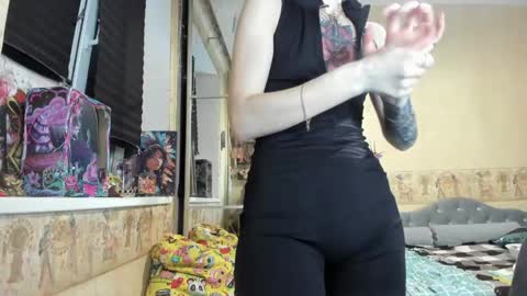 Mandy online show from May 14, 2026, 4:14 pm