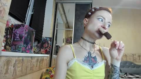 Mandy online show from May 17, 2026, 5:09 pm