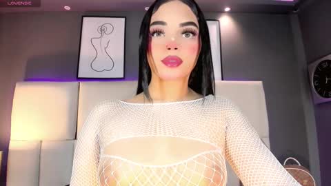 manellyksparklee online show from September 21, 2025, 1:24 pm