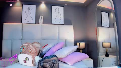 Snapshot of manellyksparklee chatting on June 6, 2026, 12:43 pm manellyksparklee online show from June 6, 2026, 12:43 pm