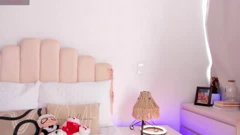 Snapshot of manelyk_10 chatting on November 9, 2025, 2:04 pm online show from November 9, 2025, 2:04 pm