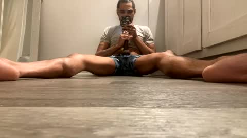 Snapshot of mani4sexy chatting on January 20, 2025, 3:15 am Mani4sexy online show from January 20, 2025, 3:15 am