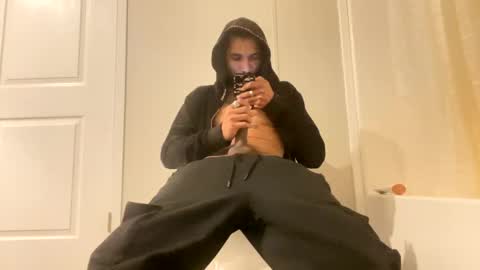 Snapshot of mani4sexy chatting on February 18, 2025, 10:27 am Mani4sexy online show from February 18, 2025, 10:27 am