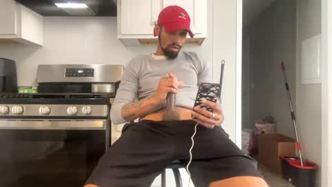 Snapshot of mani4sexy chatting on February 28, 2025, 3:26 pm Mani4sexy online show from February 28, 2025, 3:26 pm