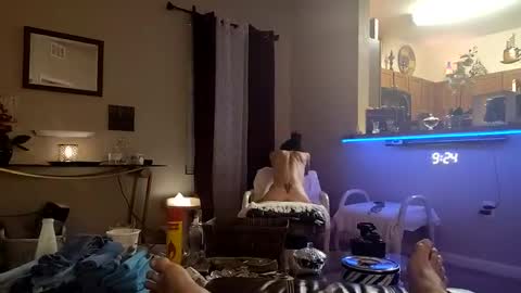 Jan and Man online show from January 12, 2025, 2:24 am