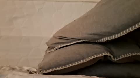 Jan and Man online show from March 15, 2026, 7:09 pm