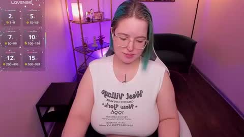 manic_pixie_ online show from July 4, 2026, 3:51 pm