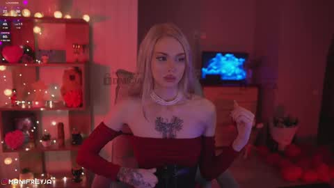 Snapshot of manifreyja chatting on March 11, 2025, 7:25 pm Amelie online show from March 11, 2025, 7:25 pm