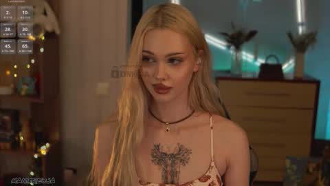 Snapshot of manifreyja chatting on March 14, 2026, 10:59 pm Amelie online show from March 14, 2026, 10:59 pm