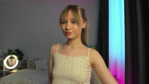 Snapshot of manita_misti chatting on February 16, 2026, 10:00 am Manita online show from February 16, 2026, 10:00 am