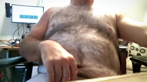 Snapshot of manleg439 chatting on July 22, 2026, 4:32 pm manleg439 online show from July 22, 2026, 4:32 pm