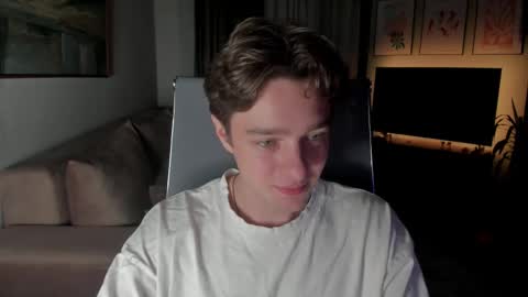 Snapshot of mannyforreal chatting on November 11, 2025, 8:31 pm mannyforreal online show from November 11, 2025, 8:31 pm