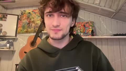 manolein online show from February 8, 2025, 8:32 pm