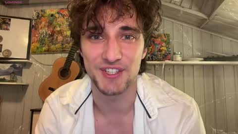 manolein online show from February 25, 2025, 9:35 pm