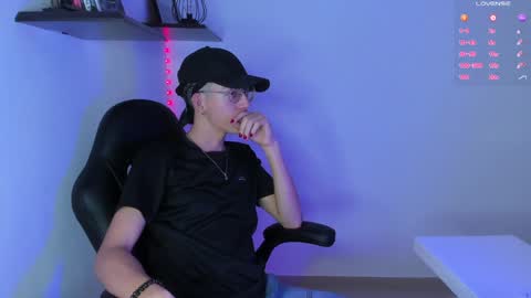 Manuel online show from January 12, 2025, 7:31 pm