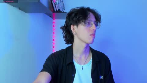 Manuel online show from February 11, 2025, 7:48 pm