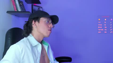 Manuel online show from March 2, 2025, 1:58 am