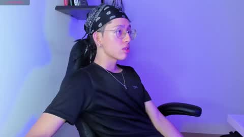 Manuel online show from March 9, 2025, 7:26 pm