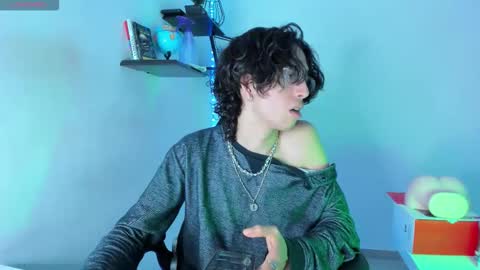 Manuel online show from October 23, 2025, 4:34 am