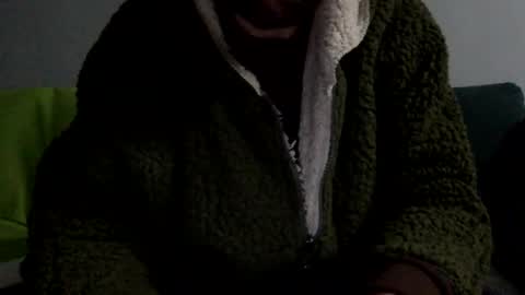 Snapshot of manubriox chatting on December 14, 2025, 11:20 pm manubriox online show from December 14, 2025, 11:20 pm