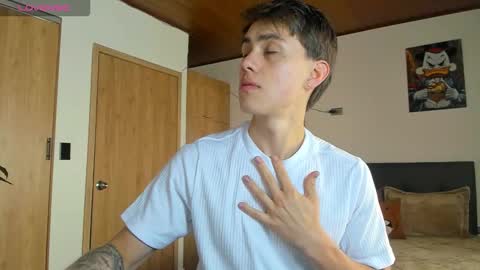 manucute 23  online show from October 12, 2025, 2:38 pm