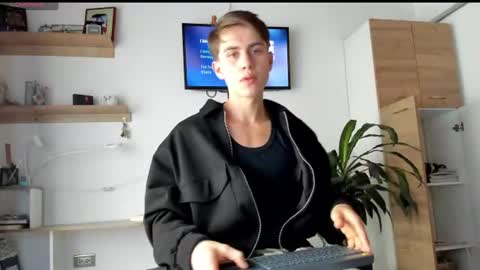 Snapshot of manucute_23_ chatting on June 15, 2026, 3:14 pm manucute 23 online show from June 15, 2026, 3:14 pm