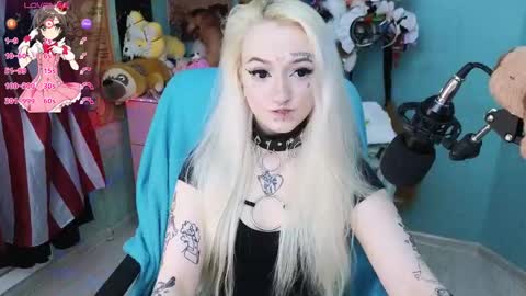 Manuela online show from February 25, 2025, 3:16 pm