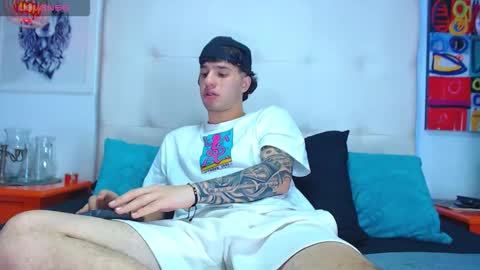 Manuel online show from March 18, 2026, 4:37 am