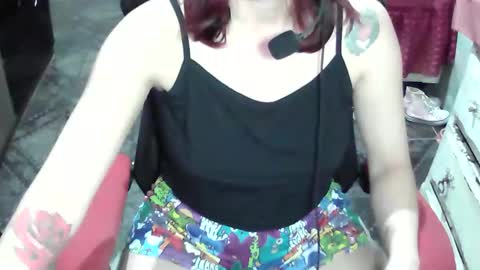 Snapshot of manuescarlate13 chatting on October 27, 2025, 2:04 am Manu Escarlate online show from October 27, 2025, 2:04 am