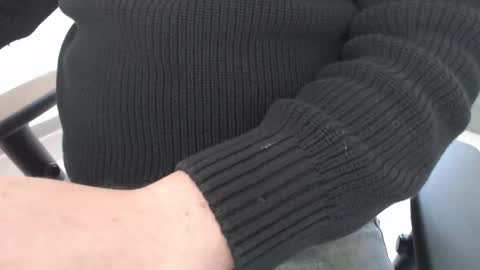 manuherb84 online show from March 31, 2026, 2:50 pm