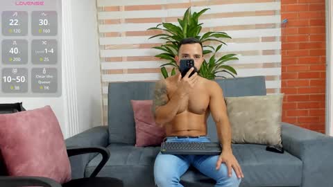 MAOFENIX online show from January 31, 2025, 4:06 pm