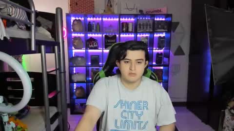 mapachoso1414 online show from November 18, 2025, 12:05 am