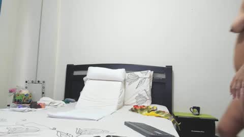 Mara online show from October 17, 2025, 2:19 pm