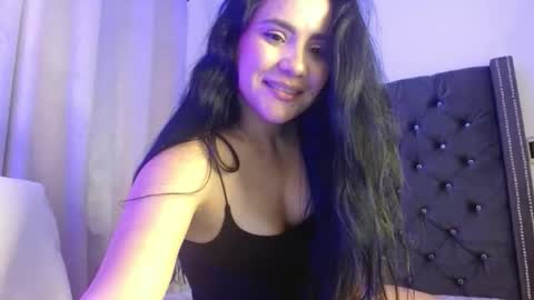 mara4sweet online show from May 6, 2026, 10:59 pm