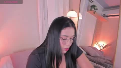 Snapshot of mara_brooks chatting on April 7, 2026, 11:04 pm Mara online show from April 7, 2026, 11:04 pm