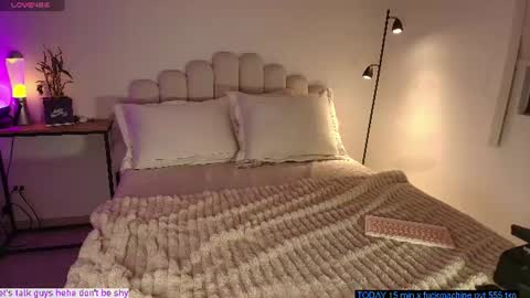 Mara Santoro online show from July 14, 2026, 1:30 am