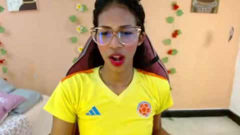 Snapshot of mara_summer chatting on June 27, 2026, 2:01 pm Mara 3 online show from June 27, 2026, 2:01 pm