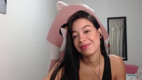 Snapshot of maraa_09 chatting on December 30, 2024, 1:58 am Marcela independent online show from December 30, 2024, 1:58 am