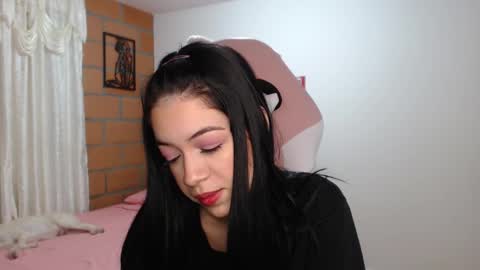 Snapshot of maraa_09 chatting on January 7, 2025, 1:17 am Marcela independent online show from January 7, 2025, 1:17 am