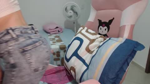 Snapshot of maraa_09 chatting on February 19, 2025, 11:04 pm Marcela independent online show from February 19, 2025, 11:04 pm