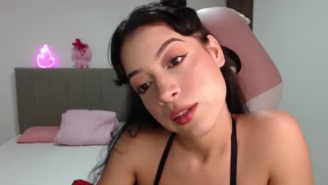 Snapshot of maraa_09 chatting on March 3, 2025, 2:04 am Marcela independent online show from March 3, 2025, 2:04 am