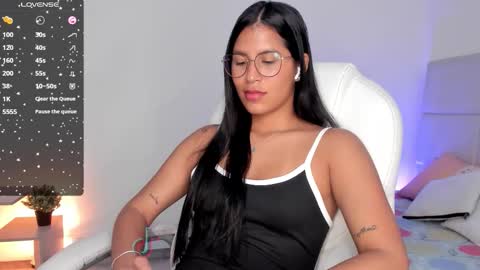 Snapshot of maragirl chatting on September 25, 2025, 8:45 pm Mara online show from September 25, 2025, 8:45 pm