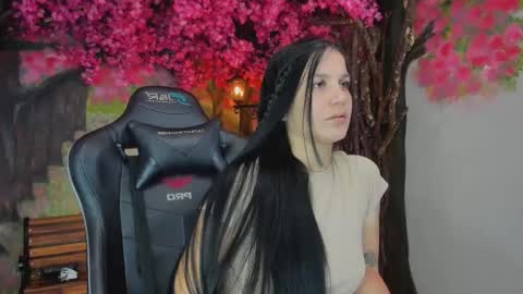 Snapshot of marahanson_ chatting on December 15, 2025, 3:38 pm Mara Hanson online show from December 15, 2025, 3:38 pm