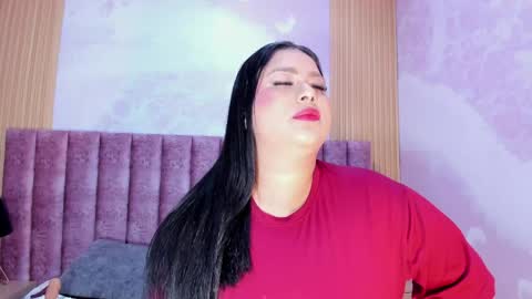 Snapshot of maralinette22 chatting on June 8, 2026, 9:42 am maralinette22 online show from June 8, 2026, 9:42 am